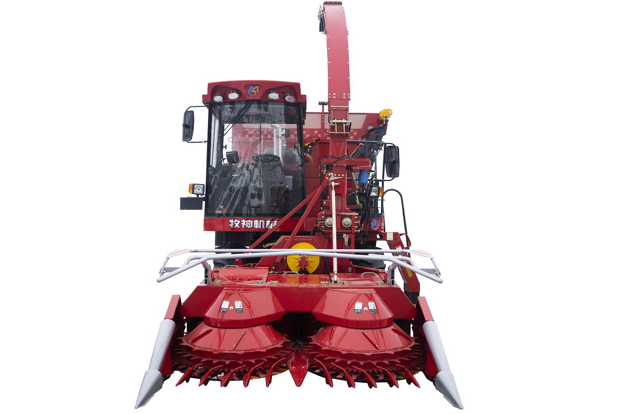 牧神4QZ-2600A型自走(zou)式(shi)青(黃)貯飼料收獲機(jī)